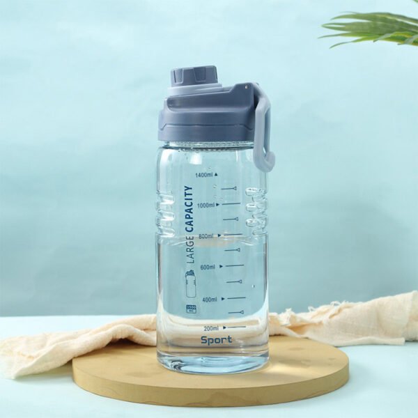 plastic sports water bottle with volume scale (2)